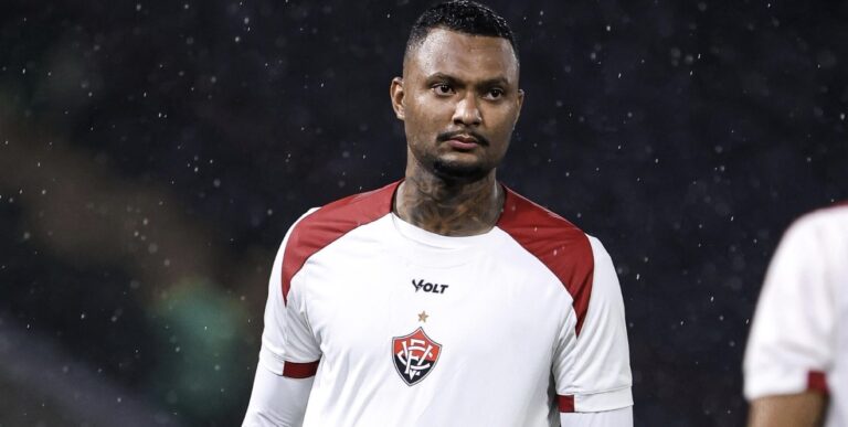 Jogador do Vitória, Luan Cândido acompanha enchentes em Ubá e intensifica mobilização solidária