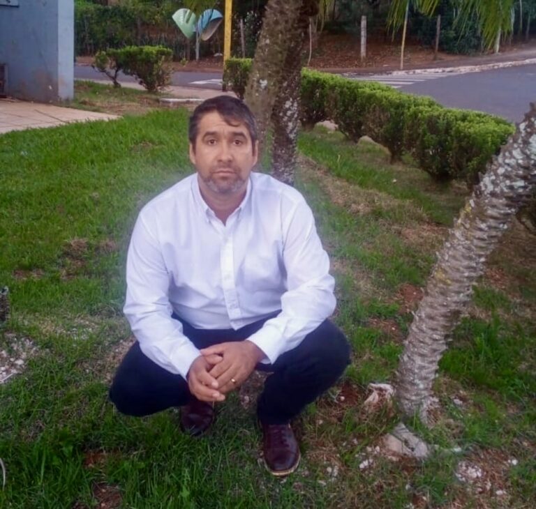 A Trajetória de Cleomar Jonas Gonçalves: O Sonho de um Cantor Consagrado