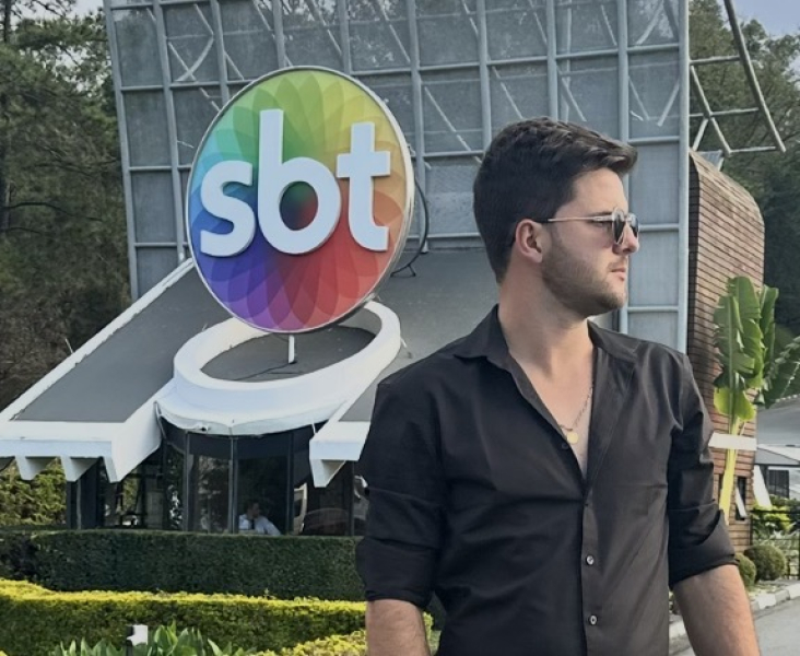 Lucas Dominguette vive agenda especial em São Paulo e amplia conexões no cenário artístico Lucas Dominguette vive agenda especial em São Paulo e amplia conexões no cenário artístico